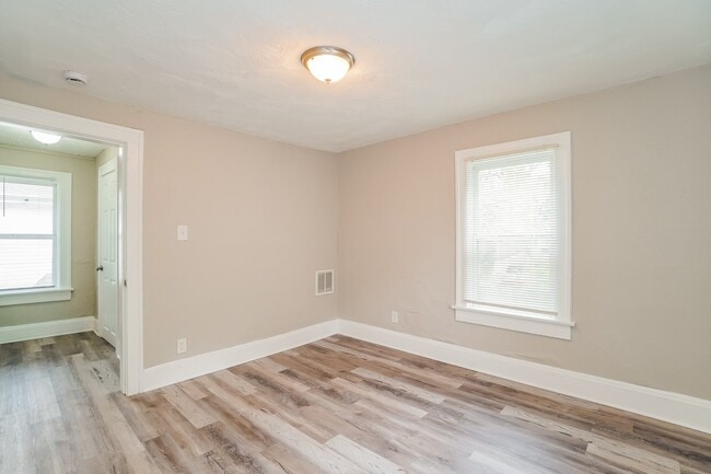 Building Photo - 1510 Arlington Ave