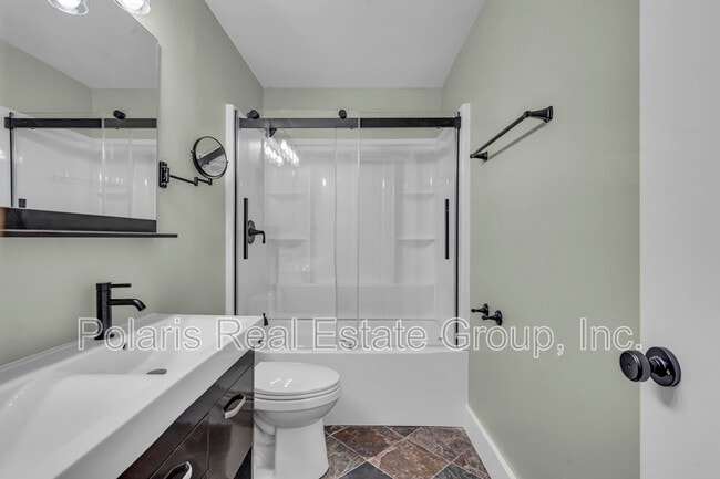 Building Photo - 8105 Allisonville Rd