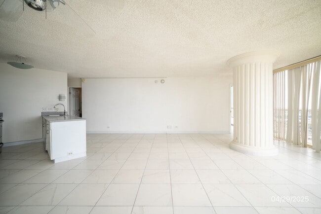 Building Photo - 2Bd/2Ba/2Pkg LELE PONO in Aiea - $2400