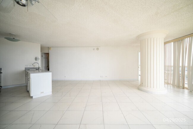 Building Photo - 2Bd/2Ba/2Pkg LELE PONO in Aiea - $2750