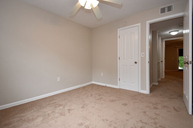 Building Photo - 501 SW 75th St