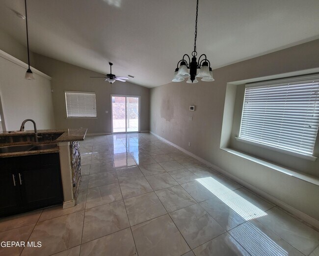 Building Photo - 14753 Ava Leigh