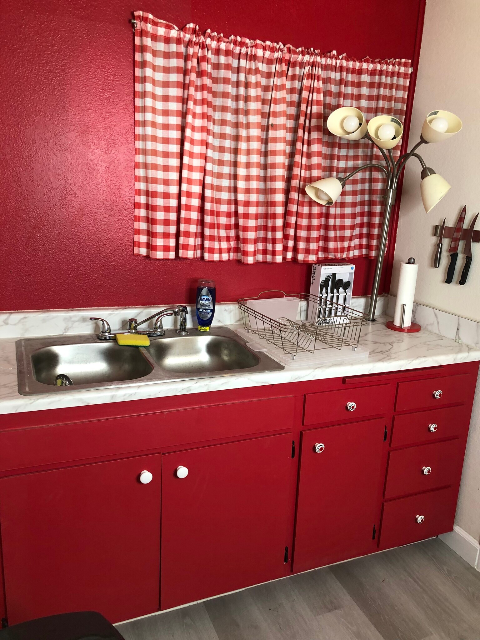Double sink and cabinets - 5430 Stacey Ave