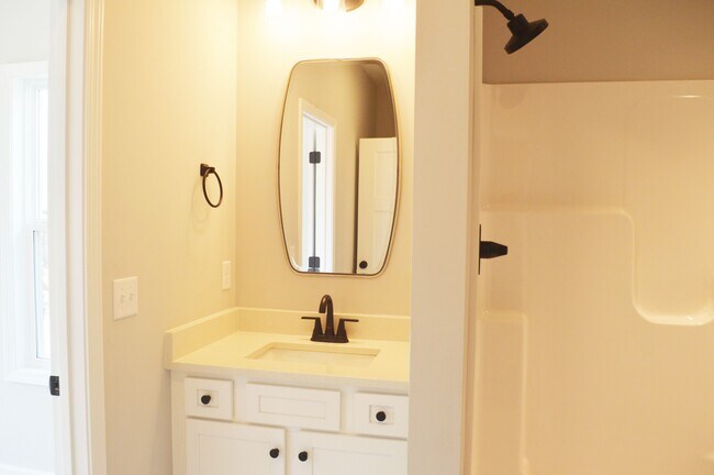 Building Photo - 1430 Village Lp