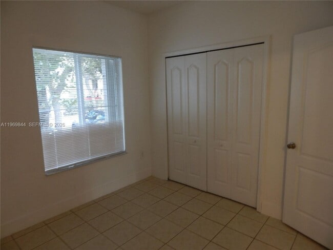 Building Photo - 8986 W Flagler St