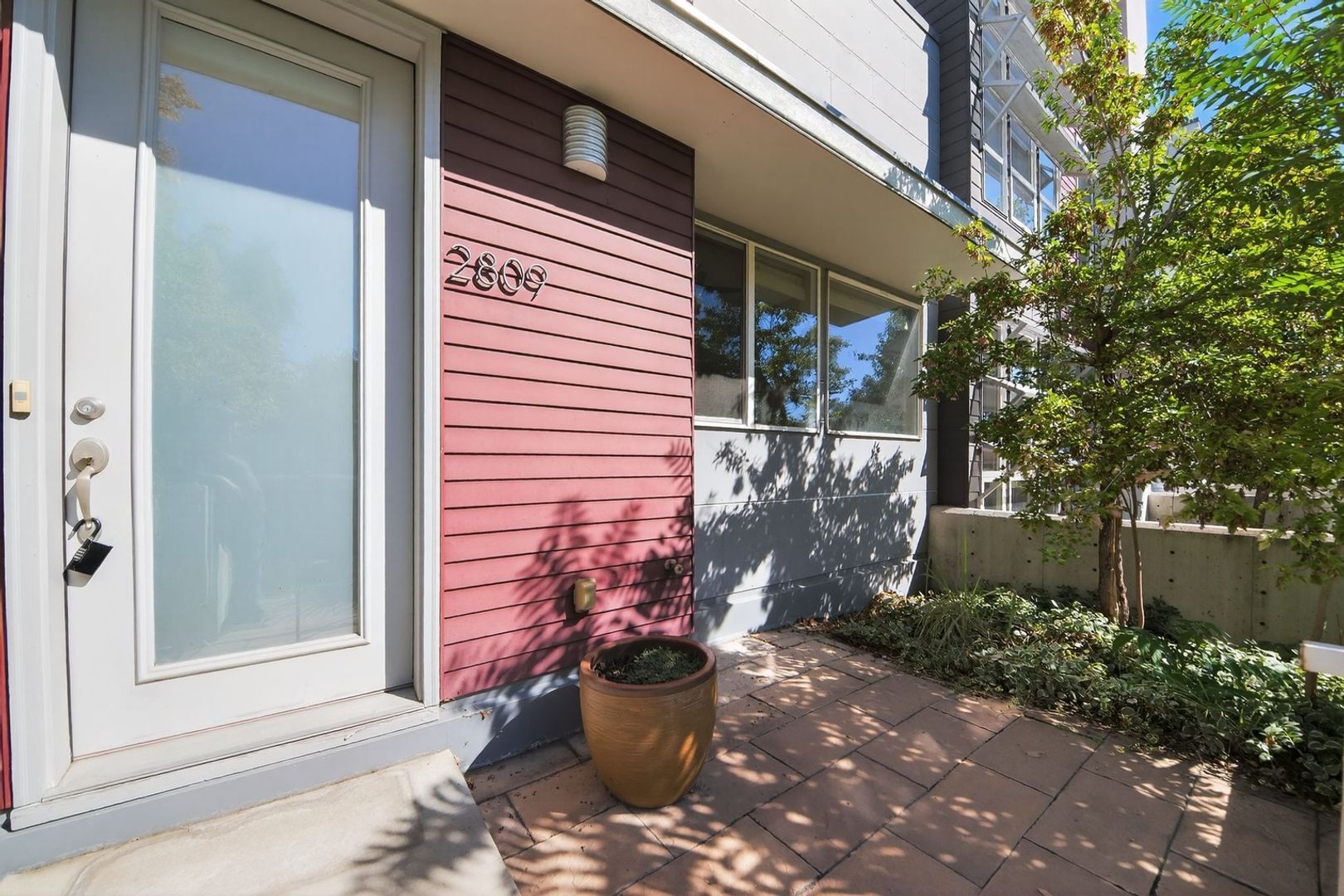 Building Photo - 2809 W 52nd Ave