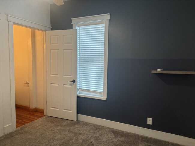 Building Photo - 426 Washington Ave