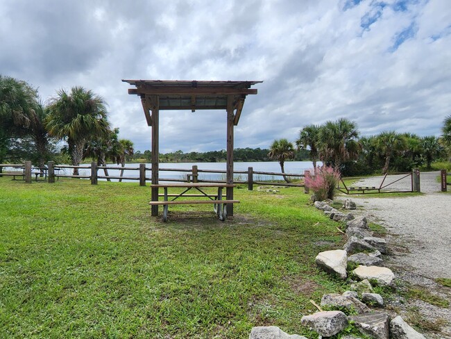 Building Photo - 4910 Ralls Dr
