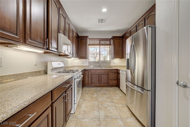 Building Photo - 9408 Vital Crest St