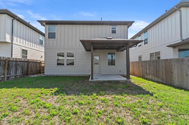 Building Photo - 520 Betty Ann Wy