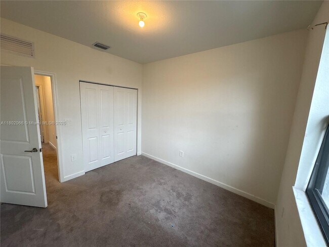 Building Photo - 11858 SW 246th Ln