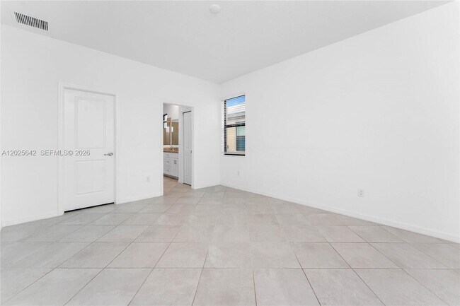 Building Photo - 16851 Cayo Key Dr