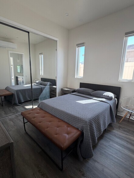 Building Photo - 7369 Grazing Ln