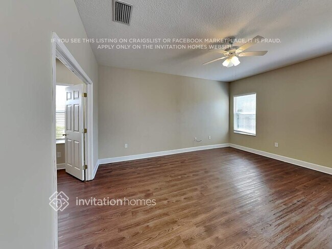 Building Photo - 8809 Cameron Crest Dr