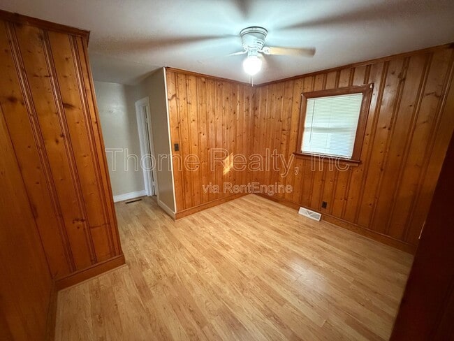 Building Photo - 6831 West Mount Drive