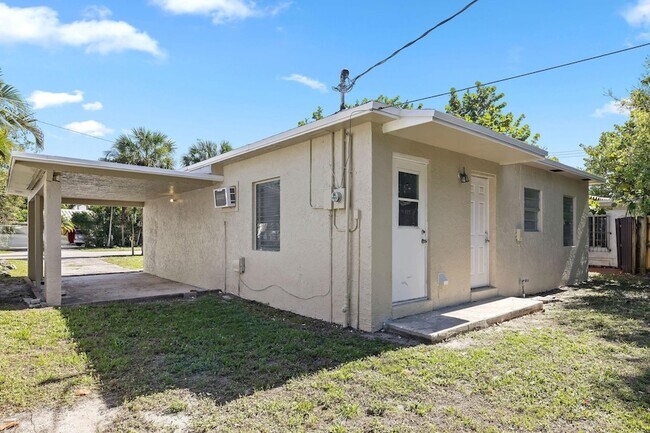 Building Photo - 1409 NW 7th Ave