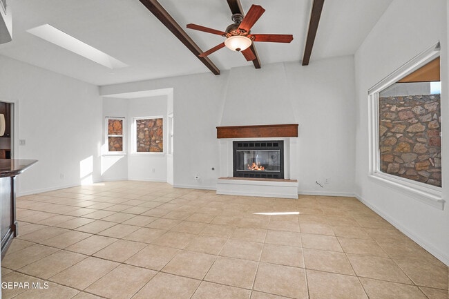 Building Photo - 7216 San Marino Dr