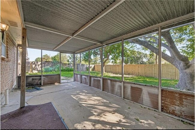 Building Photo - 4123 Cedar Gardens Dr