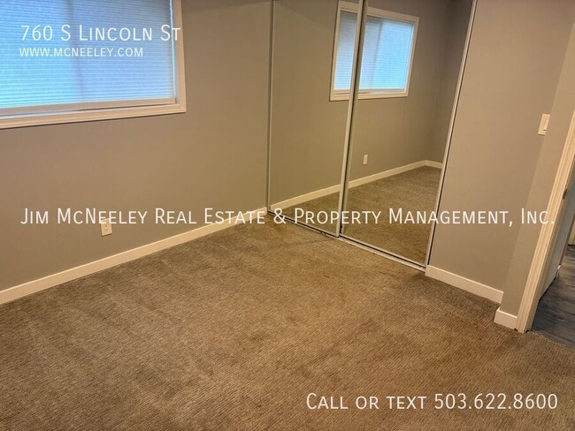 Building Photo - 760 S Lincoln St