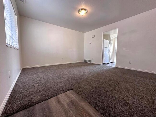 Building Photo - 15080 N 5400 W