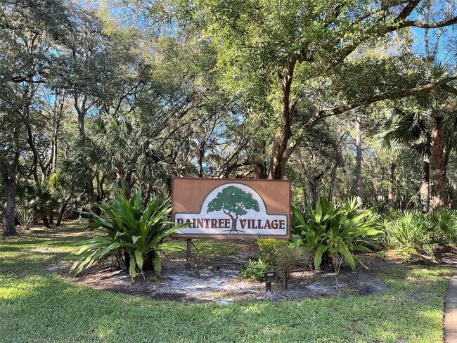 Building Photo - 11723 Raintree Village Blvd
