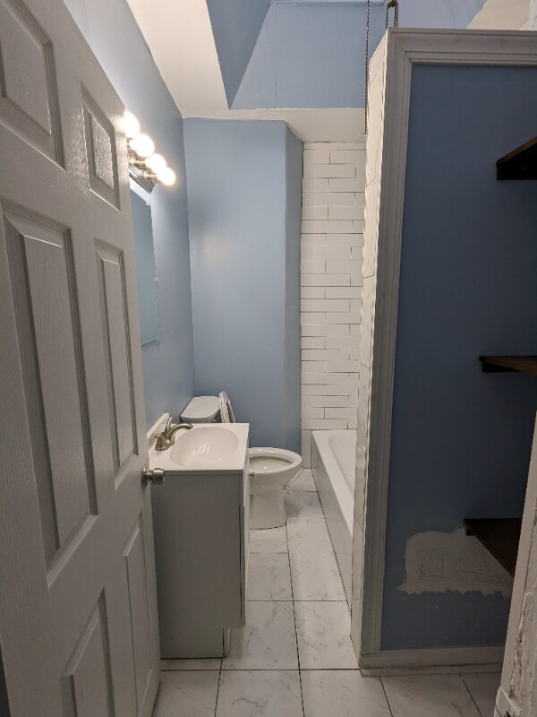 Building Photo - 4225 Romain St