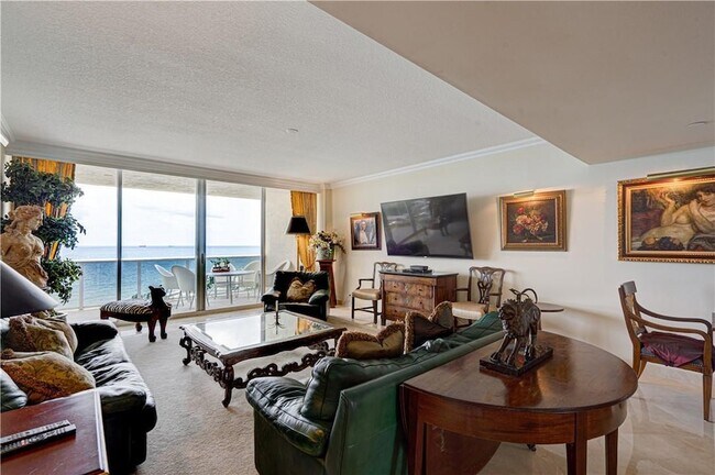 Building Photo - 3200 N Ocean Blvd