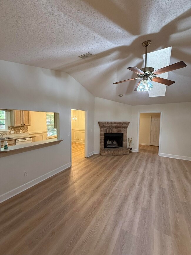 Building Photo - 4305 Snoopy Ln