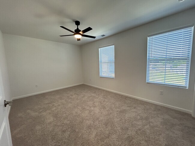 Building Photo - 3854 Cobbler Ct