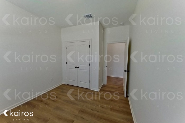 Building Photo - 206 Teddy Ln