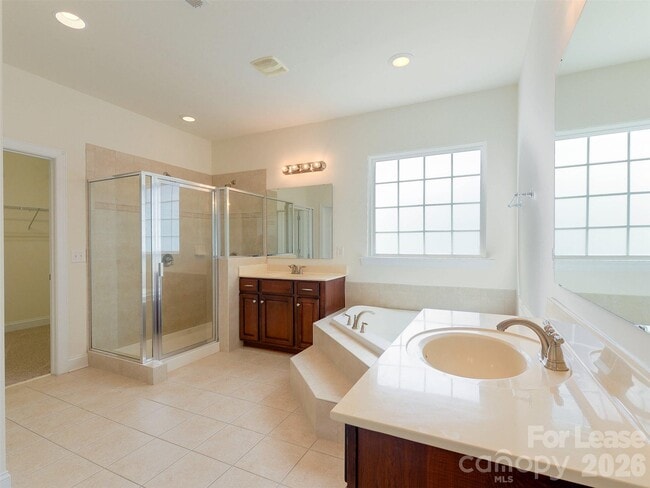 Building Photo - 12926 Union Square Dr