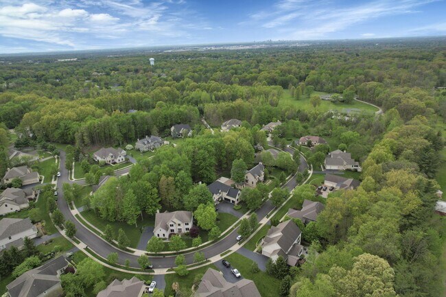 Building Photo - 7097 Pleasant Colony Cir