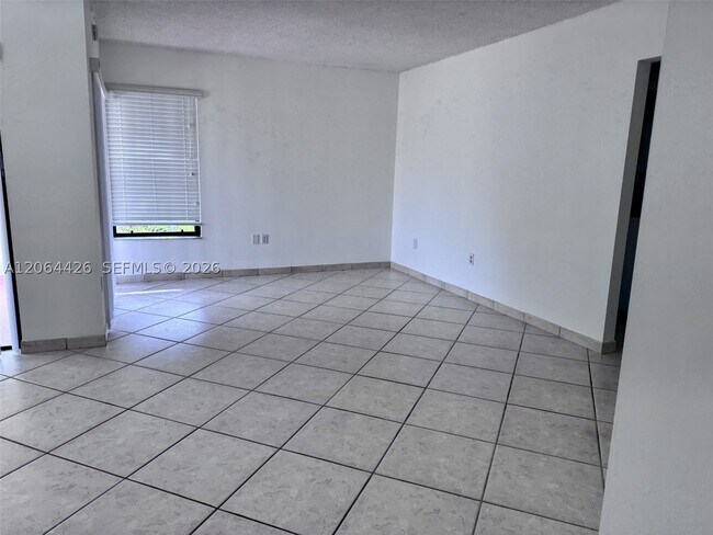 Building Photo - 9080 SW 125th Ave