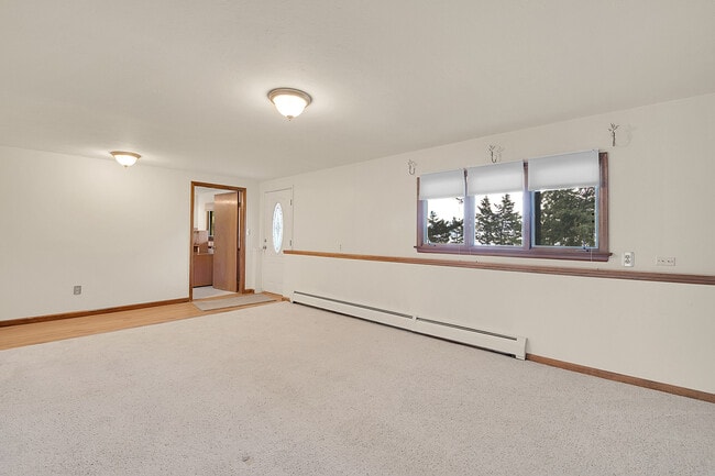 Building Photo - 8478 Jay Ln