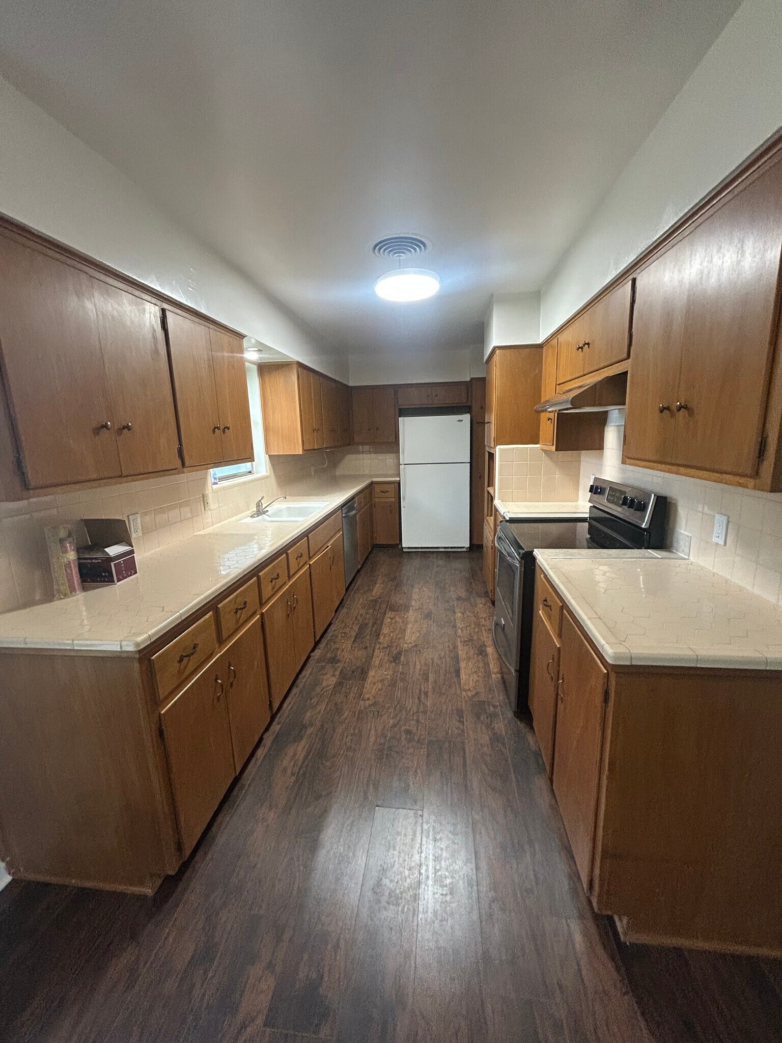 Building Photo - 110 Northaven Dr