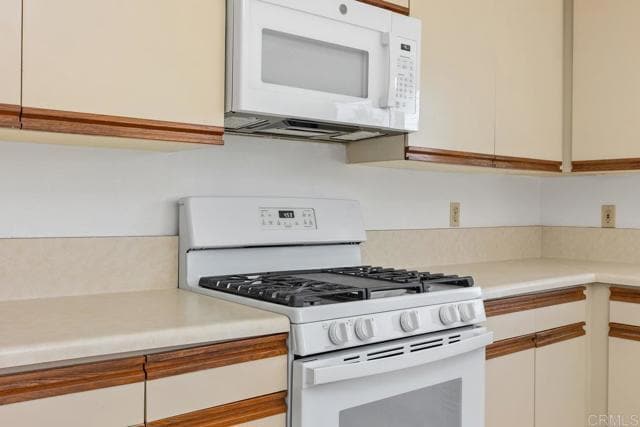 Building Photo - 5444 Loganberry Way