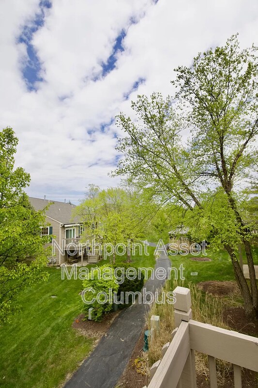 Building Photo - 2568 Greenlefe Dr
