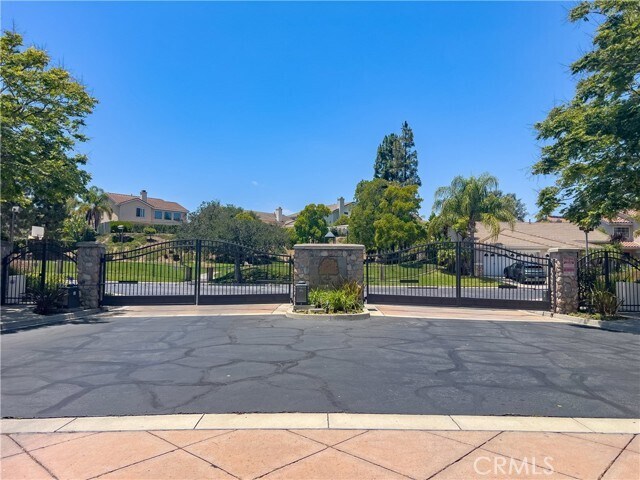 Building Photo - 1699 Ramona Dr