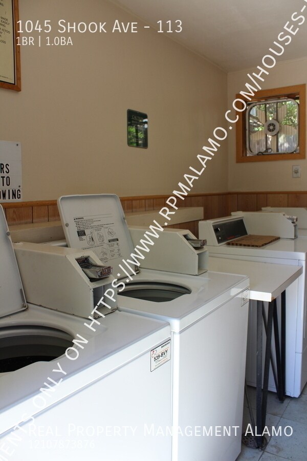 Building Photo - 1045 Shook Ave