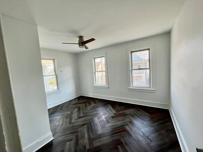 Main Bedroom - 137 Summit Ave