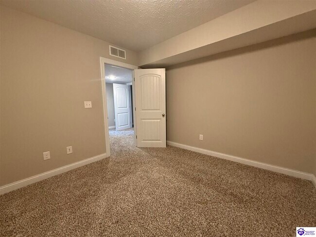 Building Photo - 112 McClendon Hills Ln