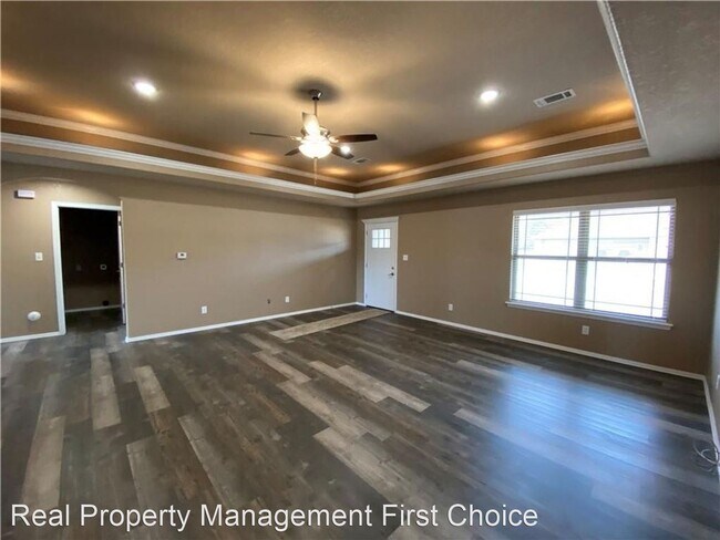 Building Photo - 3 br, 2 bath House - 713 Black Creek Lane