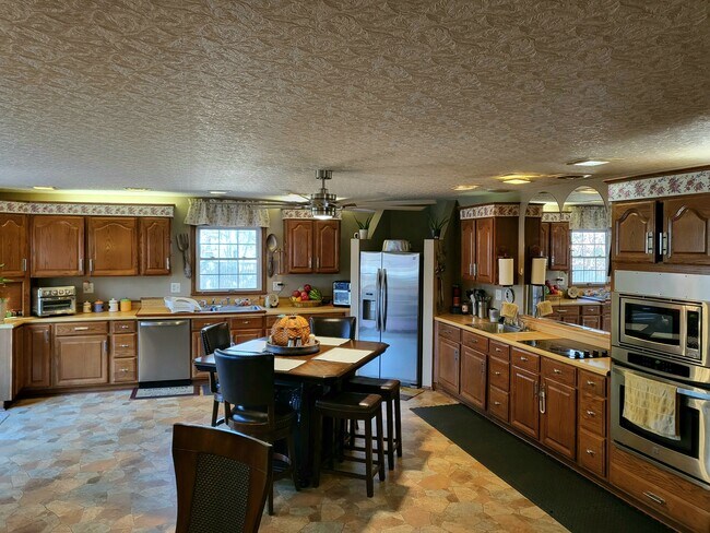 Kitchen- Shared - 2201 Elgin Ct