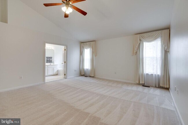 Building Photo - 5136 Ballycastle Cir