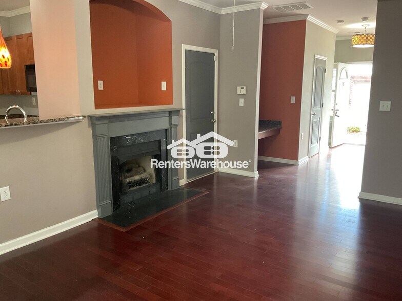 Building Photo - 15406 St Christopher Ct