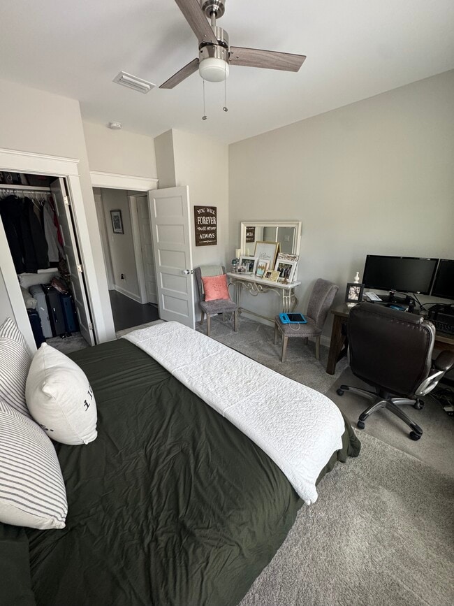 Building Photo - 12264 Lone Eagle Dr