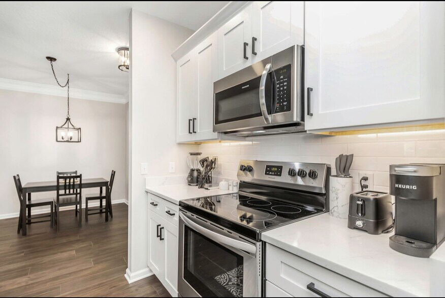 Building Photo - 4207 S Dale Mabry Hwy