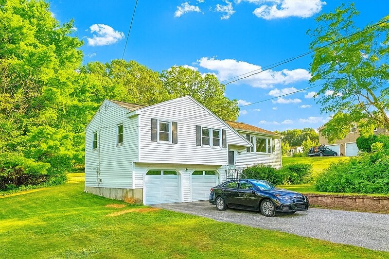 Building Photo - 77 Hosmer St