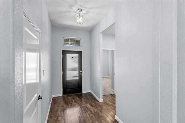 Building Photo - 1440 Morning View Rd