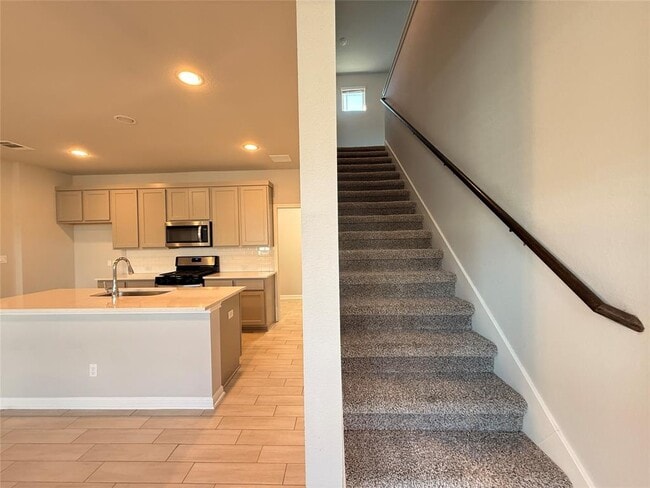 Building Photo - 2713 Brushwood Mdw